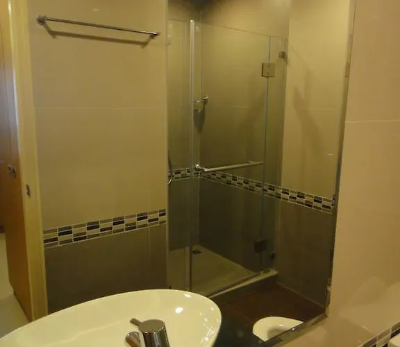 Hotel Aleaf 3*